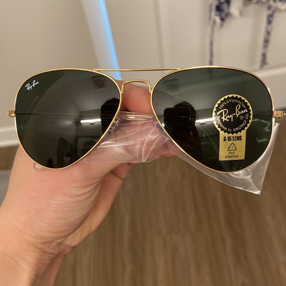 Ray-Ban RB3025 Aviator Sunglasses (two pairs available) - Picture 2 of 3